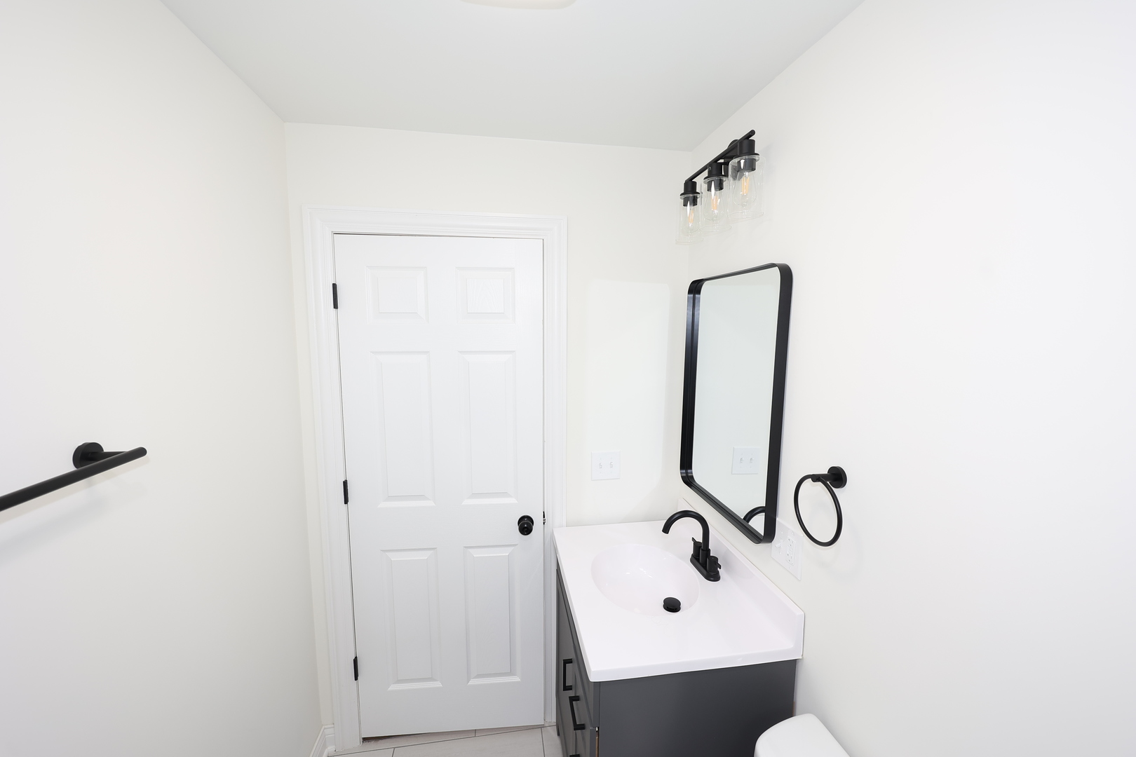 11173 S Hermosa Avenue, Chicago, IL 60643