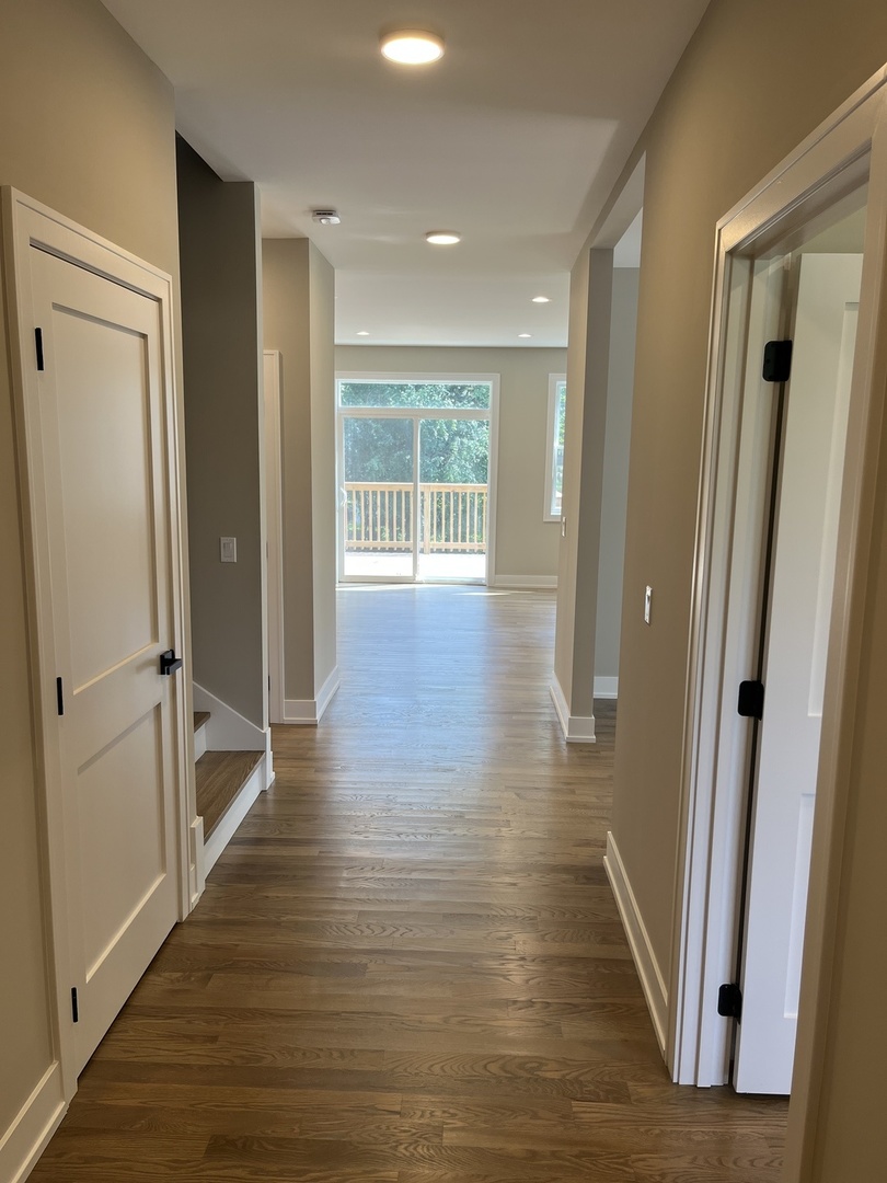 1029 Oxford Street, Downers Grove, IL 60516