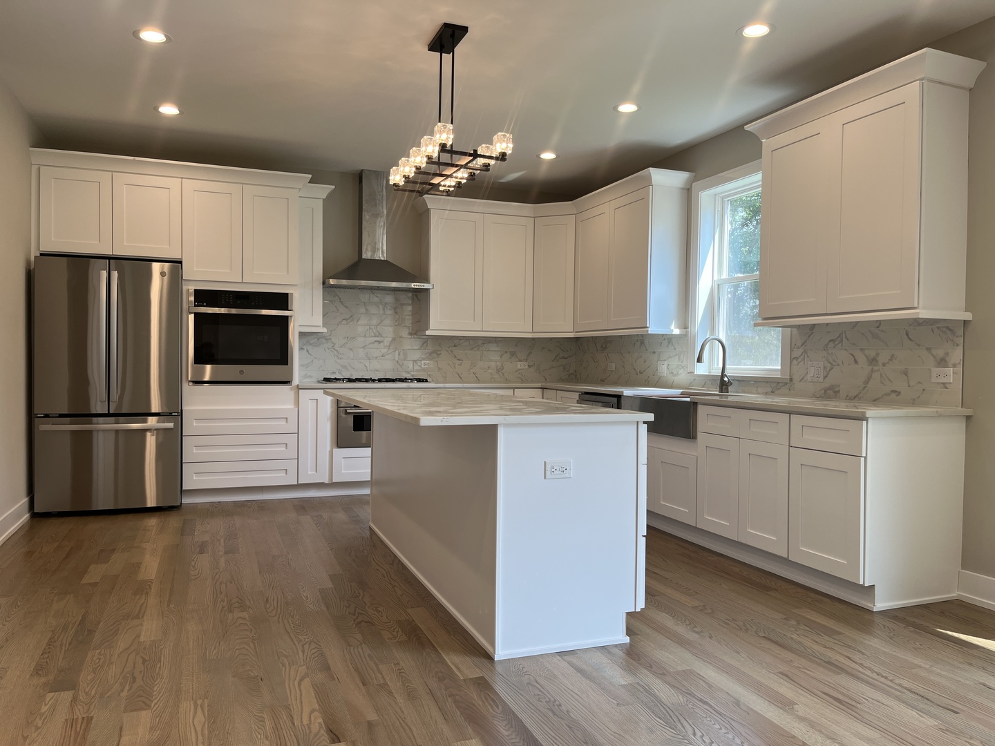 1029 Oxford Street, Downers Grove, IL 60516
