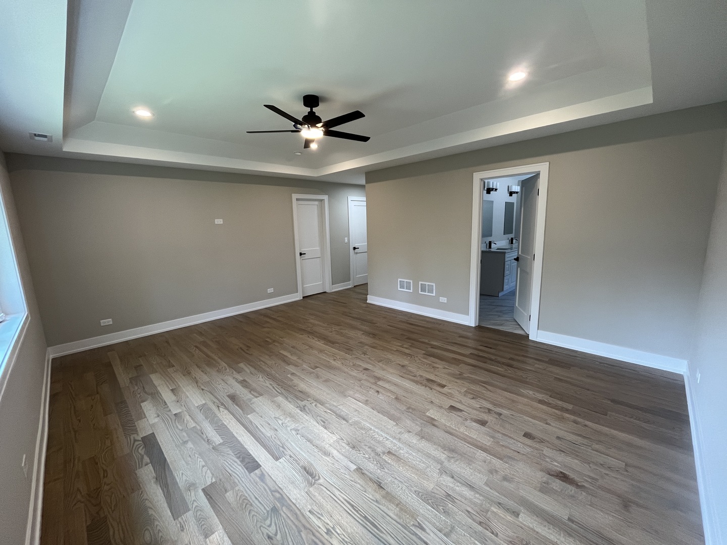 1029 Oxford Street, Downers Grove, IL 60516