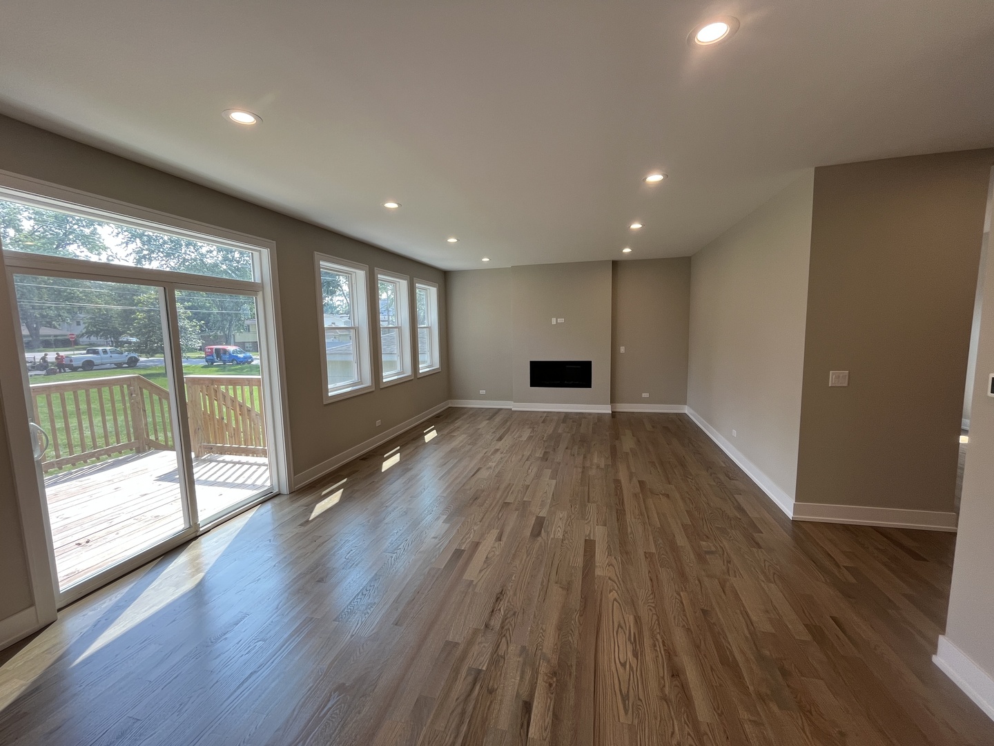 1029 Oxford Street, Downers Grove, IL 60516