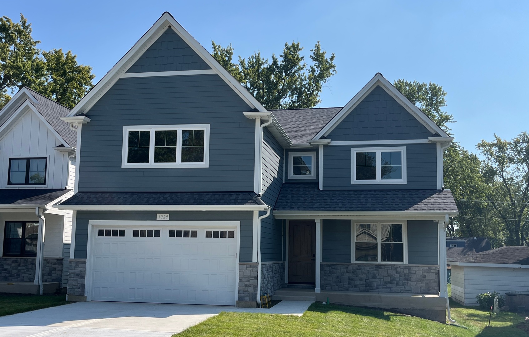 1029 Oxford Street, Downers Grove, IL 60516