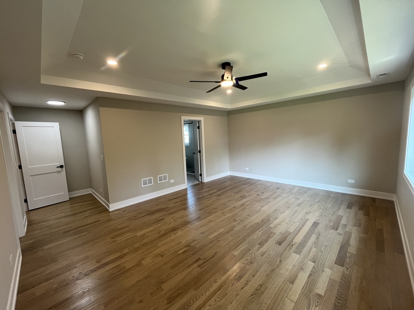 1029 Oxford Street, Downers Grove, IL 60516