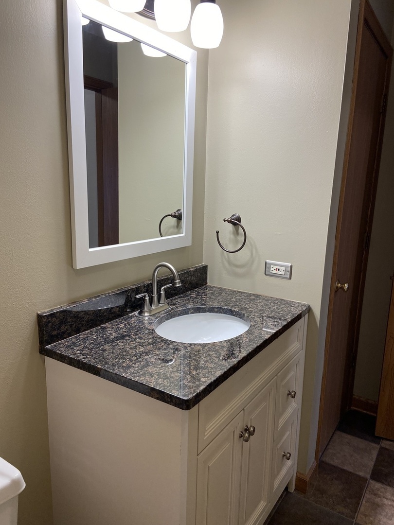 4312 W Shamrock Lane #3A, McHenry, IL 60050