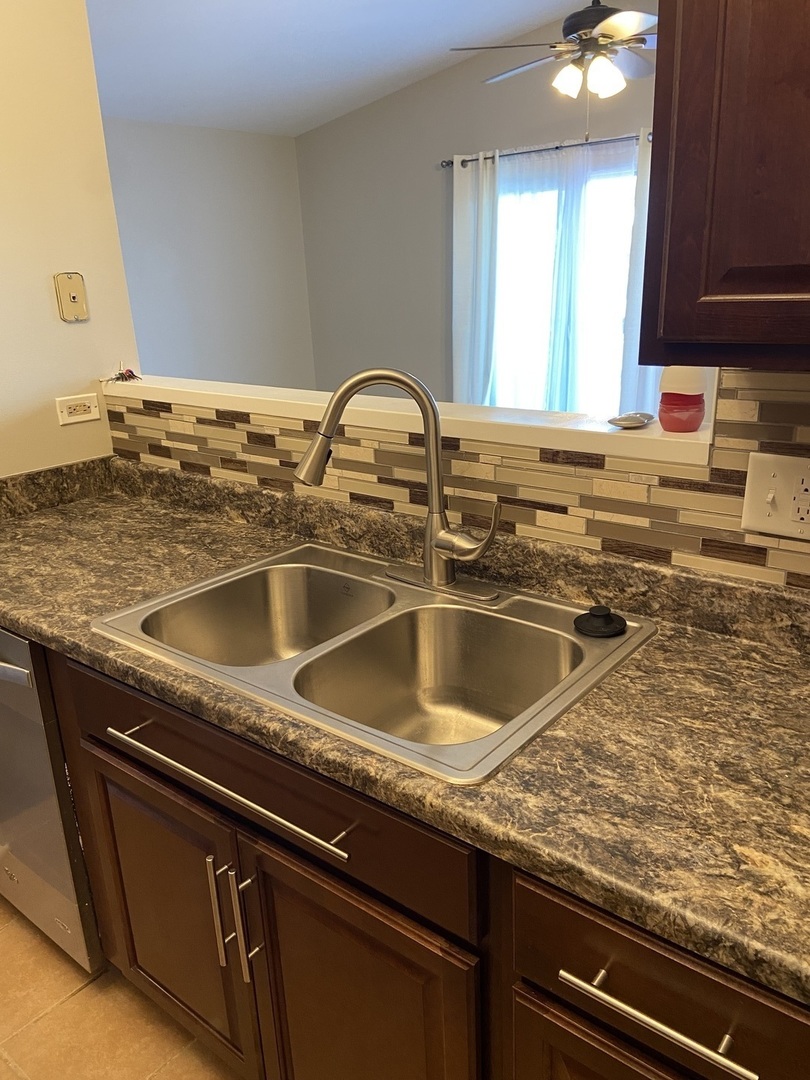 4312 W Shamrock Lane #3A, McHenry, IL 60050