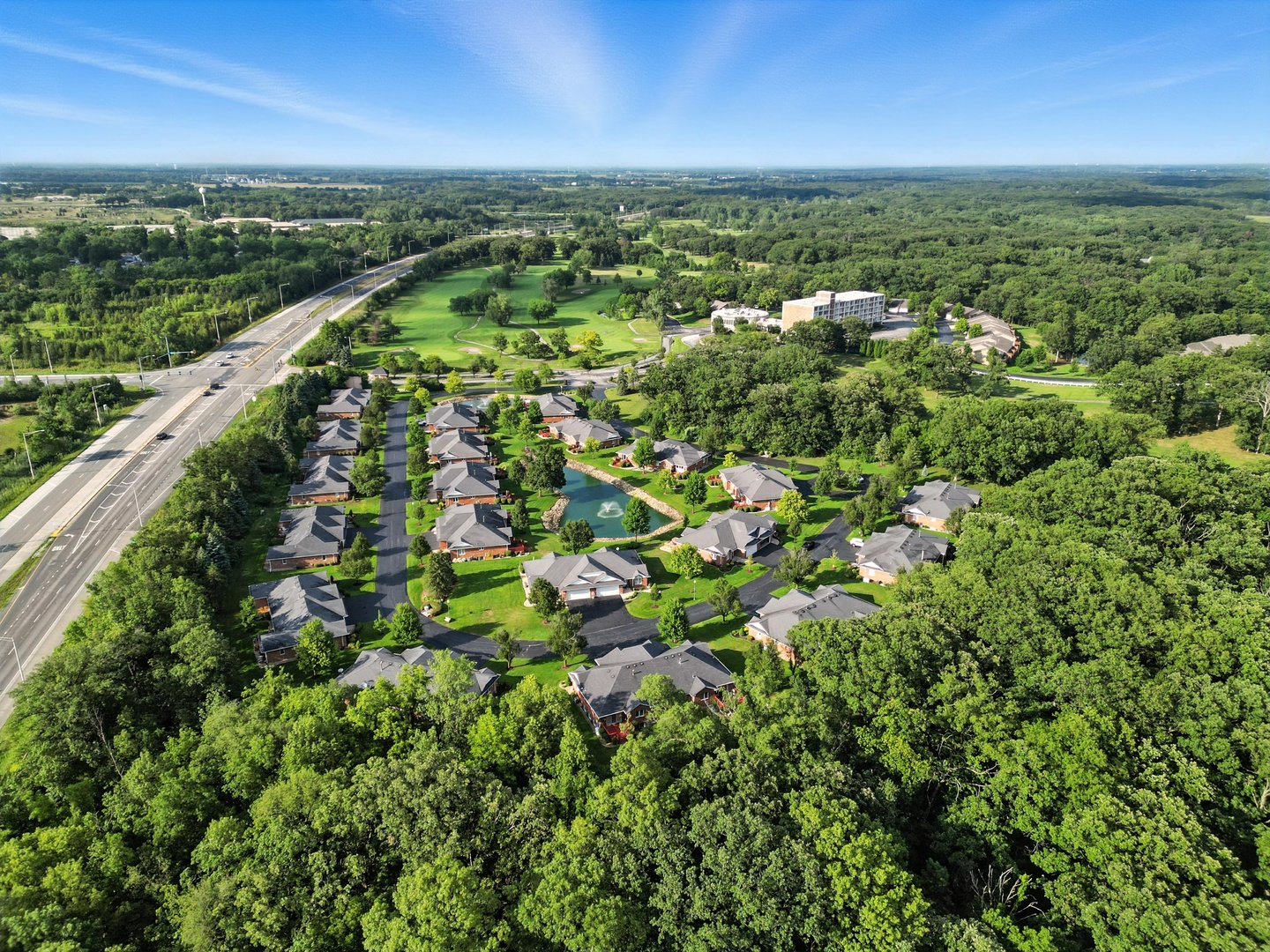 447 W Eden Lane, Crete, IL 60417