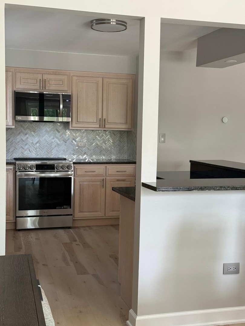 4401 Pershing Avenue #1N, Downers Grove, IL 60515