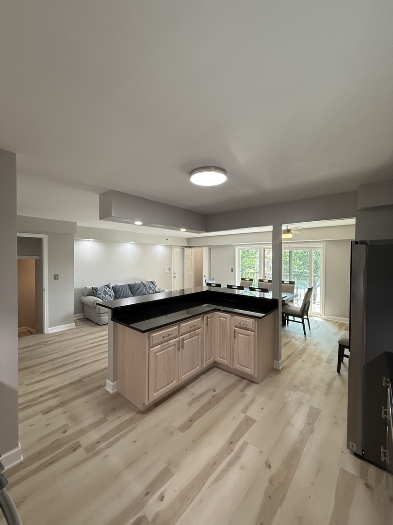 4401 Pershing Avenue #1N, Downers Grove, IL 60515
