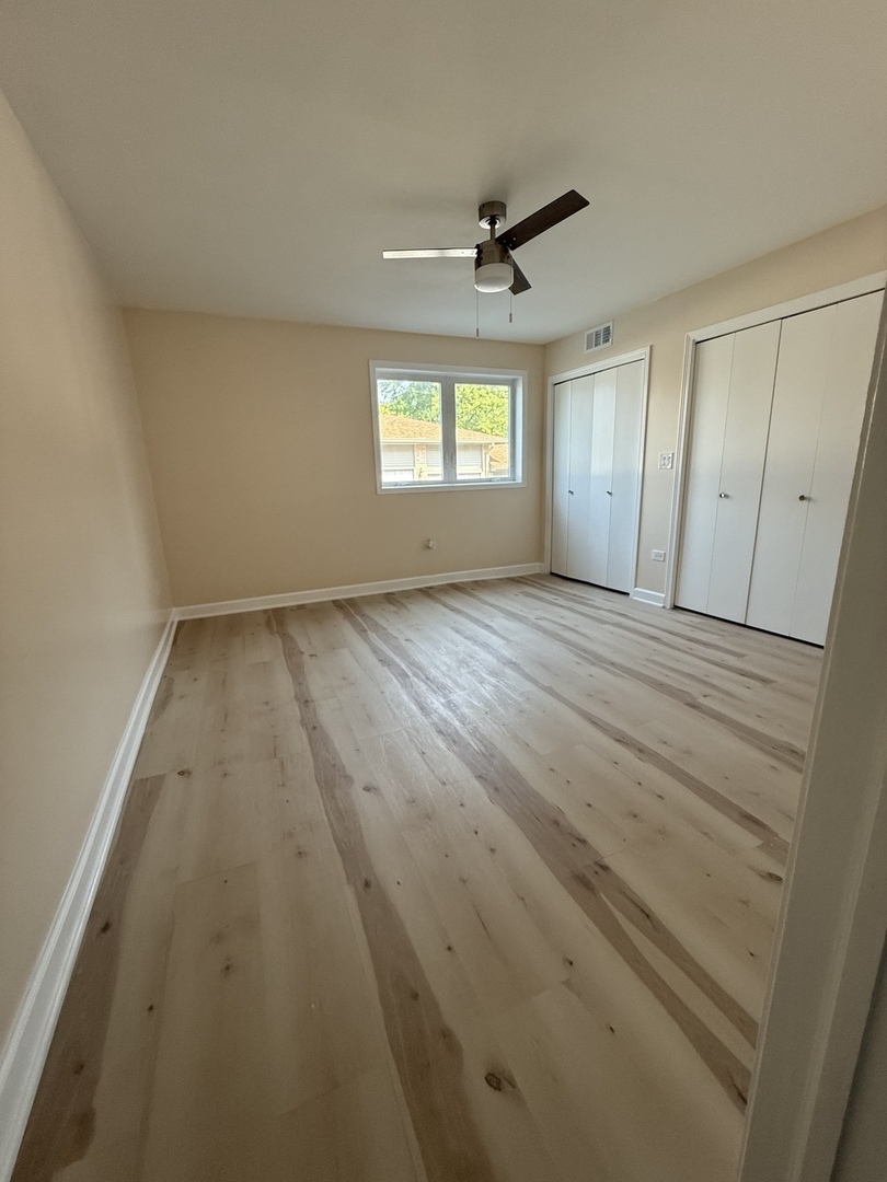 4401 Pershing Avenue #1N, Downers Grove, IL 60515