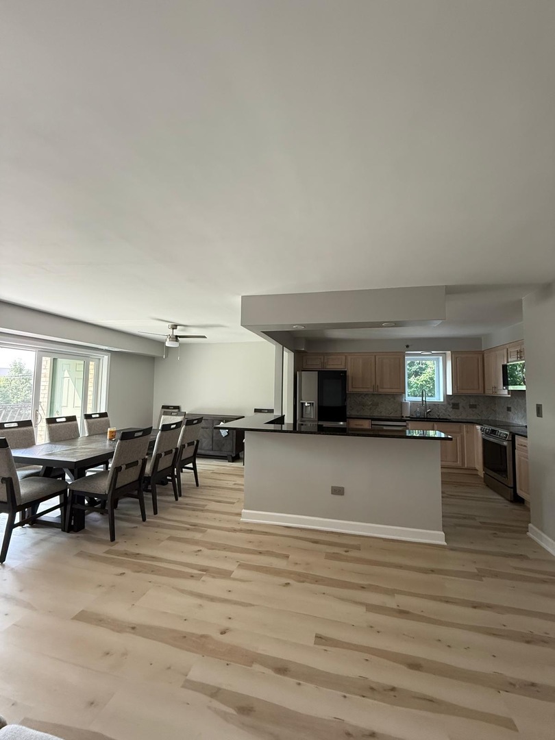 4401 Pershing Avenue #1N, Downers Grove, IL 60515
