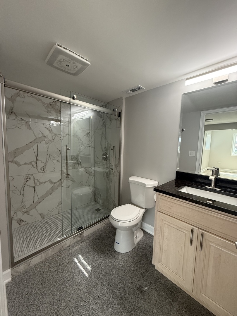 4401 Pershing Avenue #1N, Downers Grove, IL 60515