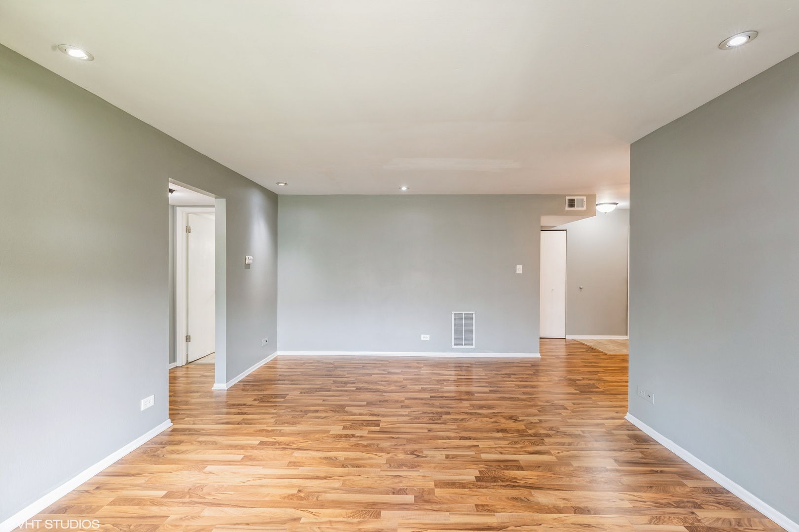 7509 175th Street #233, Tinley Park, IL 60477
