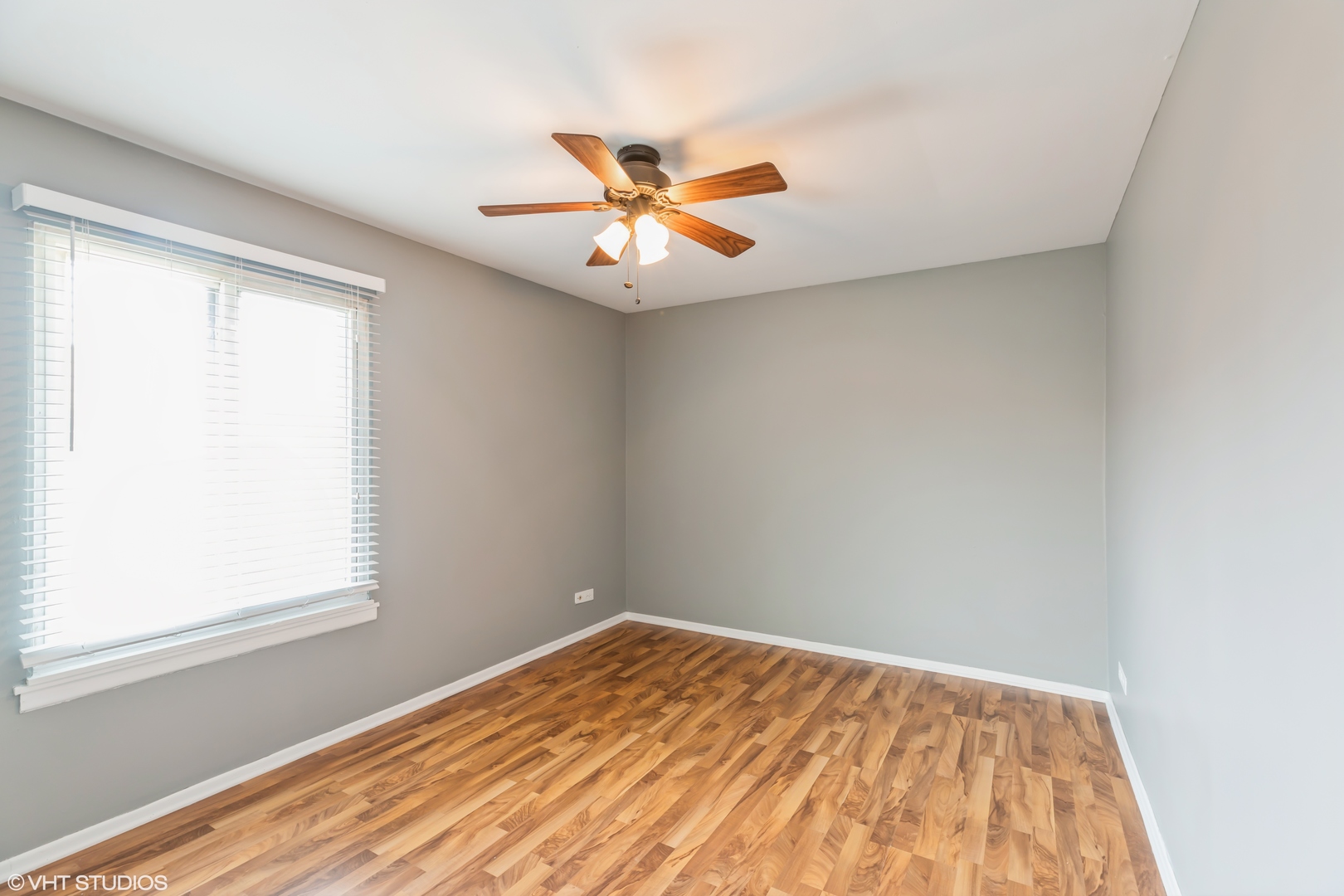 7509 175th Street #233, Tinley Park, IL 60477