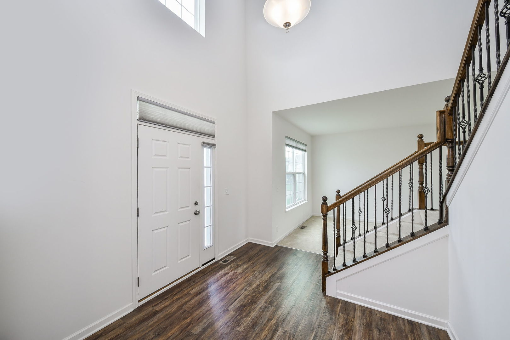 2342 Winterthur Green, Yorkville, IL 60560