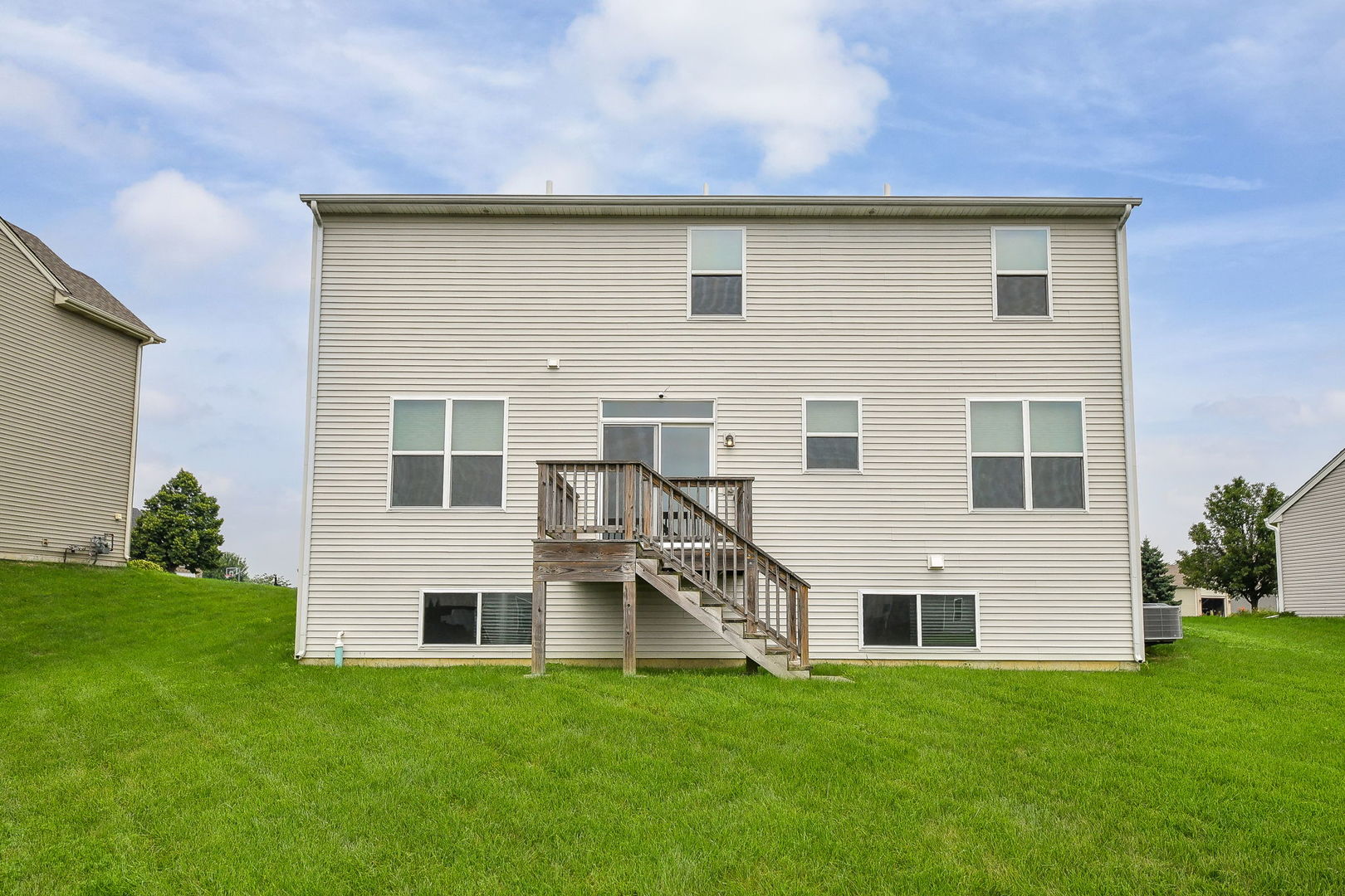 2342 Winterthur Green, Yorkville, IL 60560