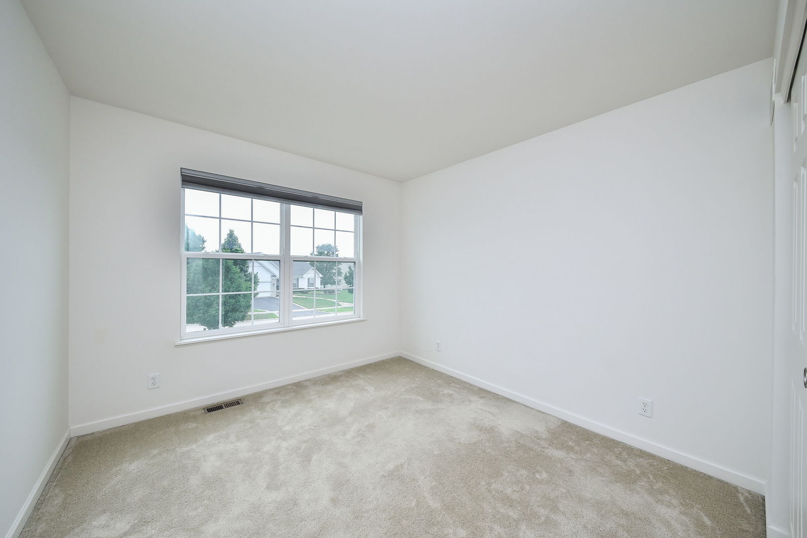 2342 Winterthur Green, Yorkville, IL 60560