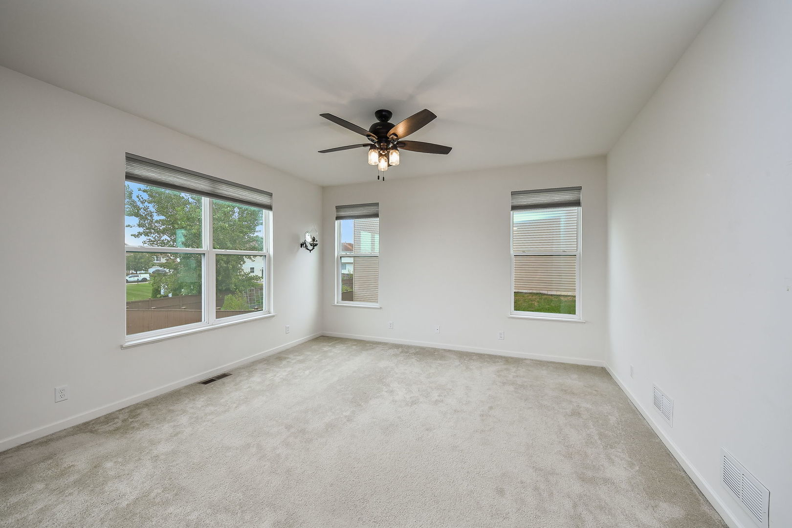2342 Winterthur Green, Yorkville, IL 60560
