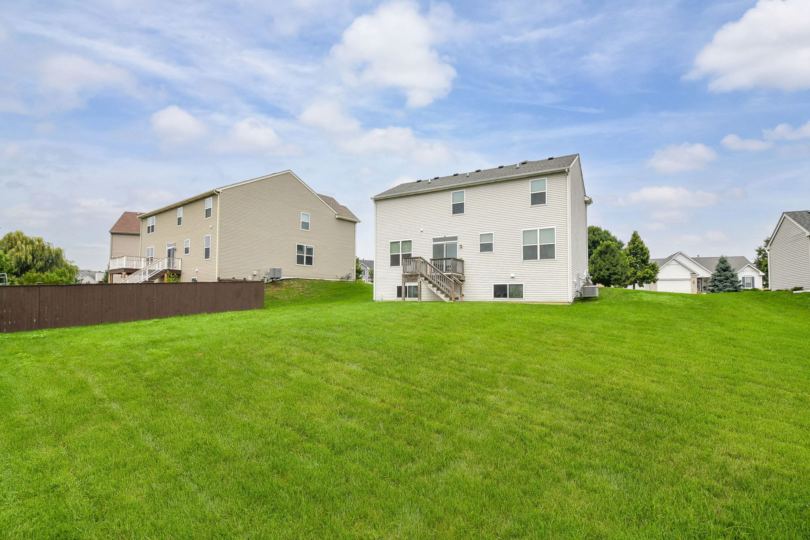 2342 Winterthur Green, Yorkville, IL 60560