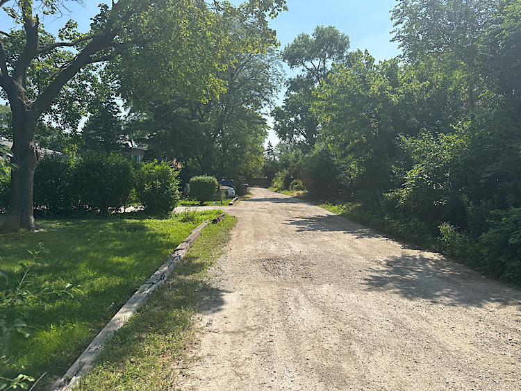 3200 Thornberry Lane, Glenview, IL 60025