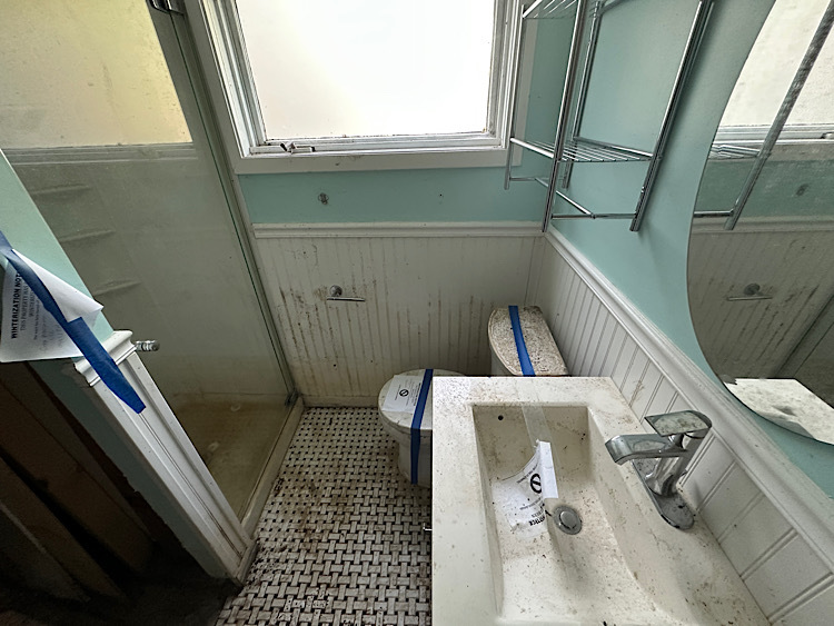 3200 Thornberry Lane, Glenview, IL 60025