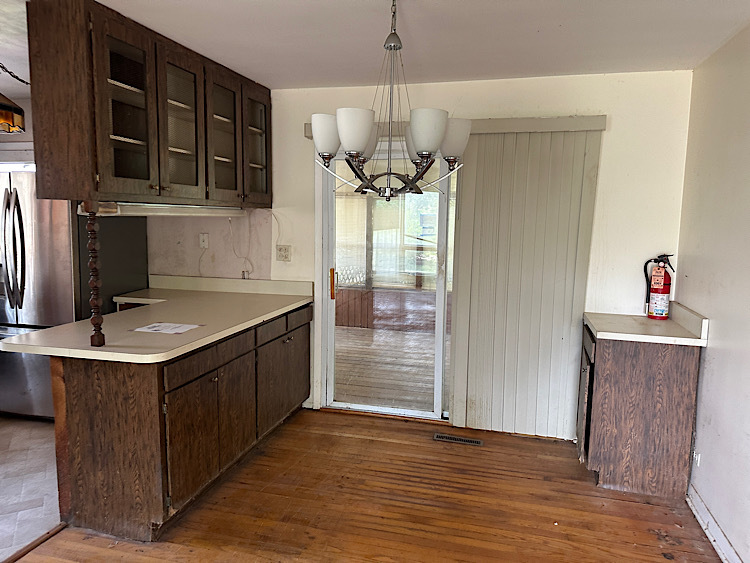 3200 Thornberry Lane, Glenview, IL 60025