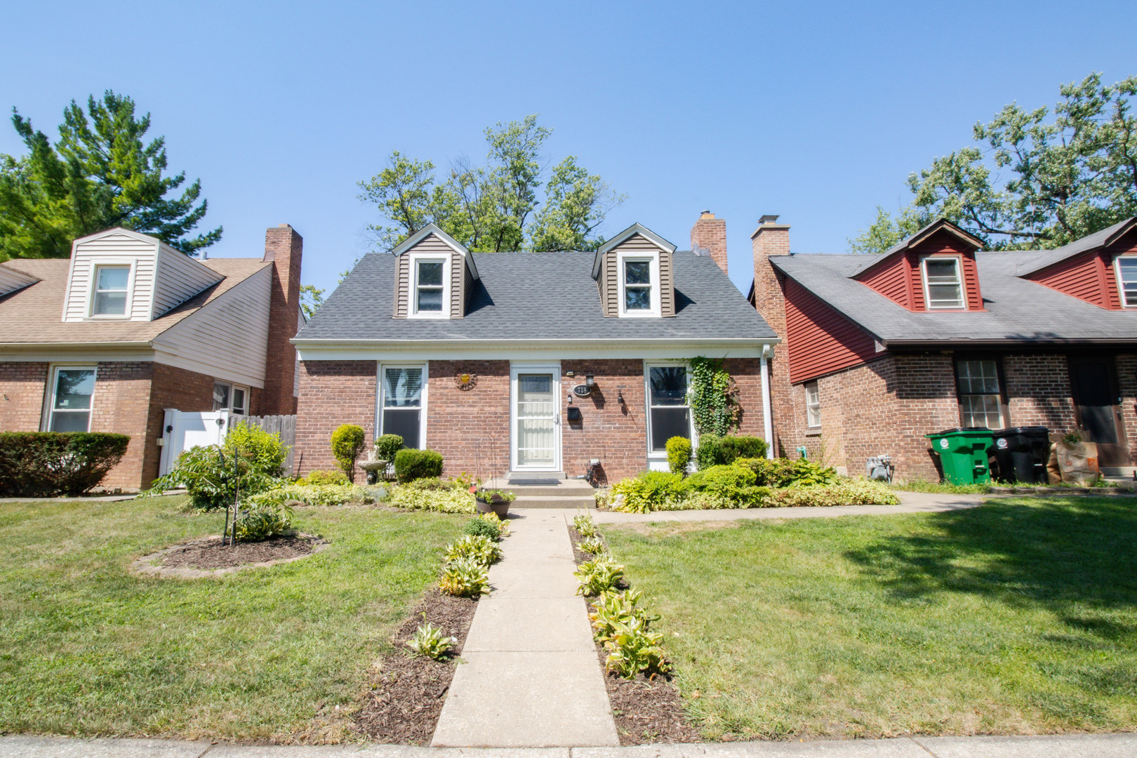 738 Hull Avenue, Westchester, IL 60154