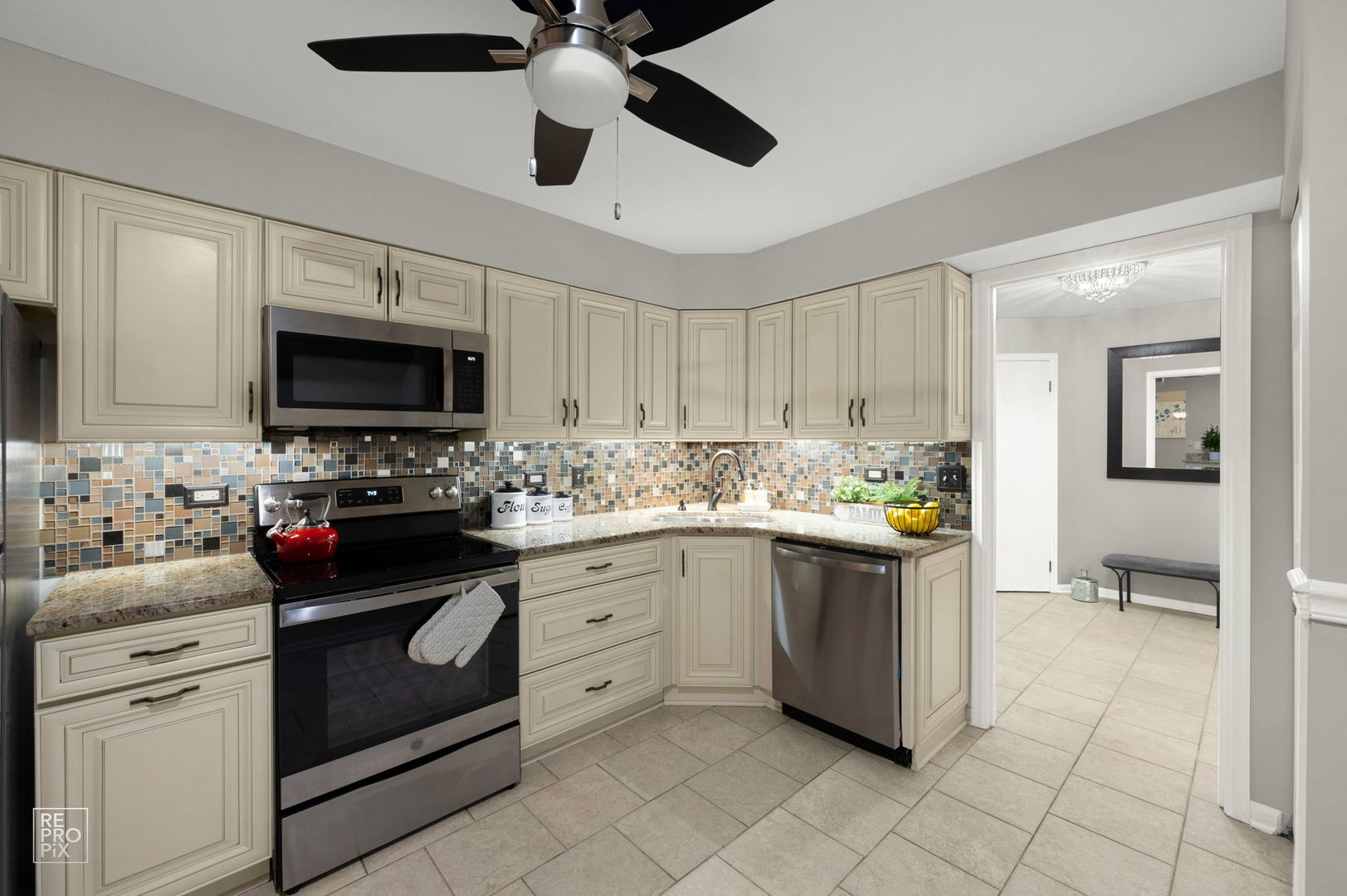 50 Lake Boulevard #612, Buffalo Grove, IL 60089