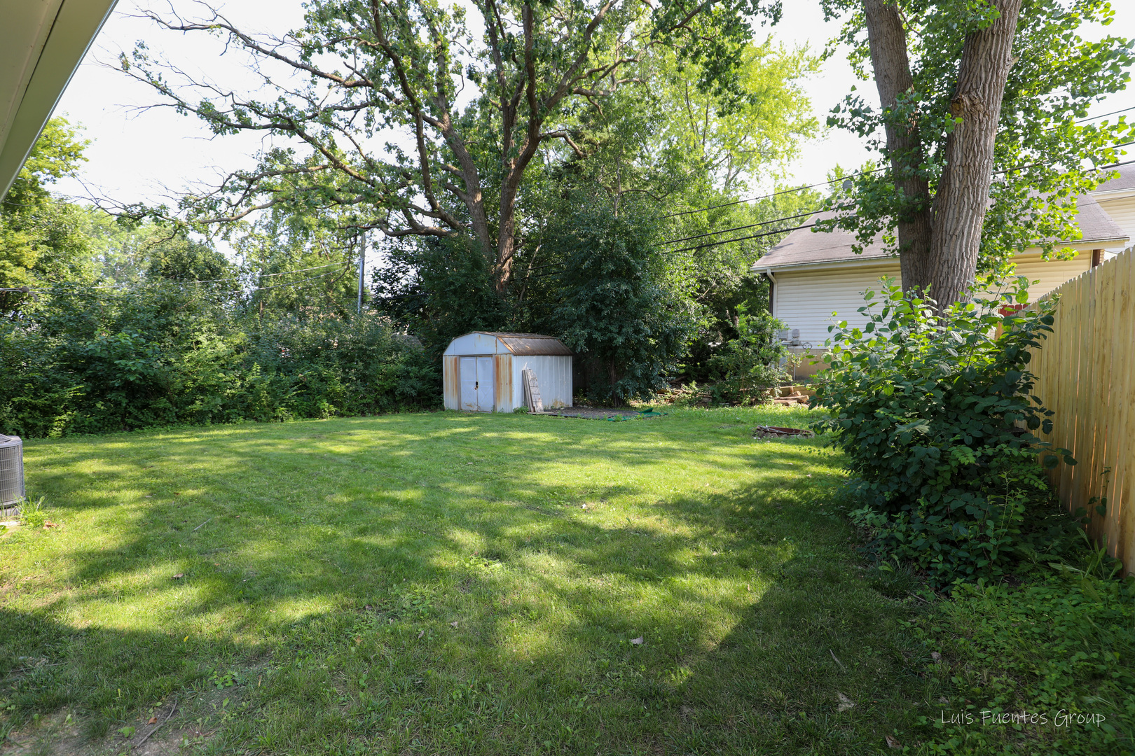 2413 20th Street, North Chicago, IL 60064