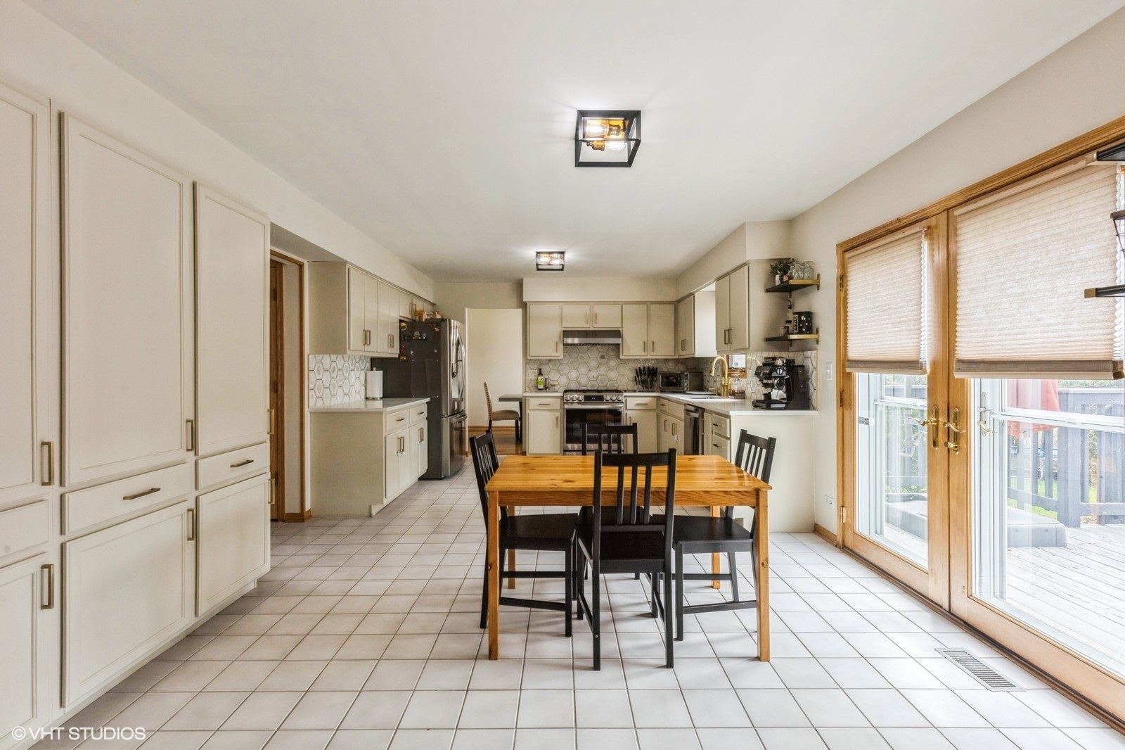 10401 Bloomfield Drive, Palos Park, IL 60464