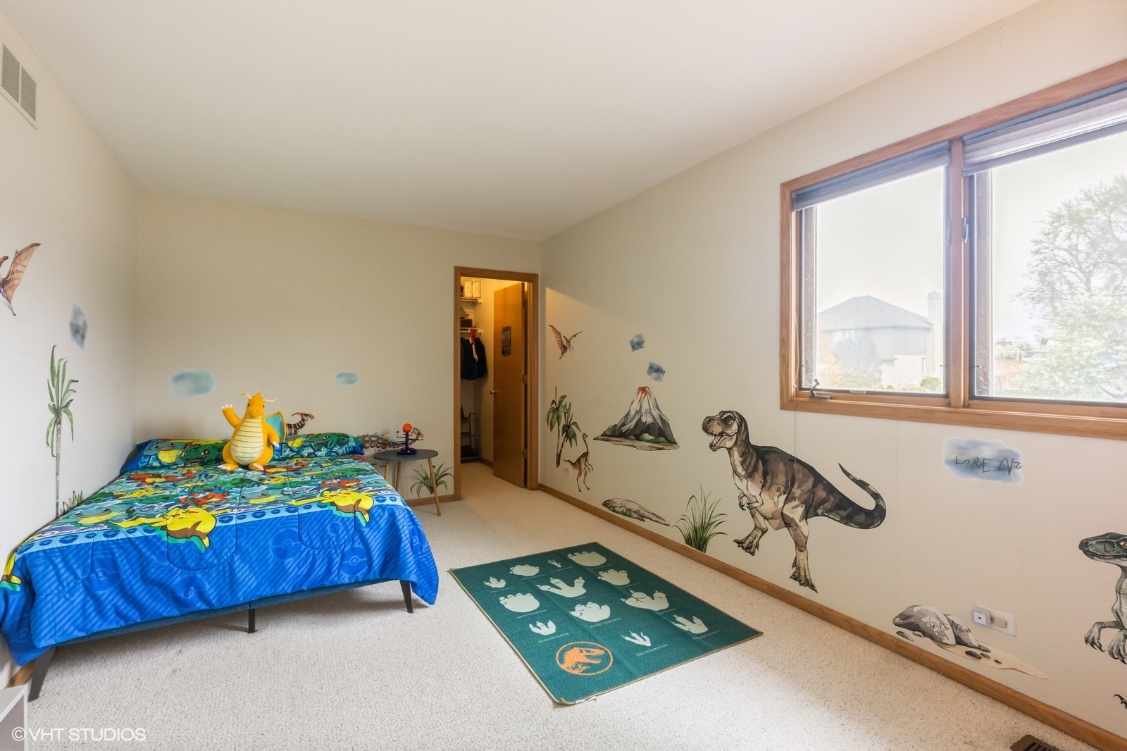 10401 Bloomfield Drive, Palos Park, IL 60464