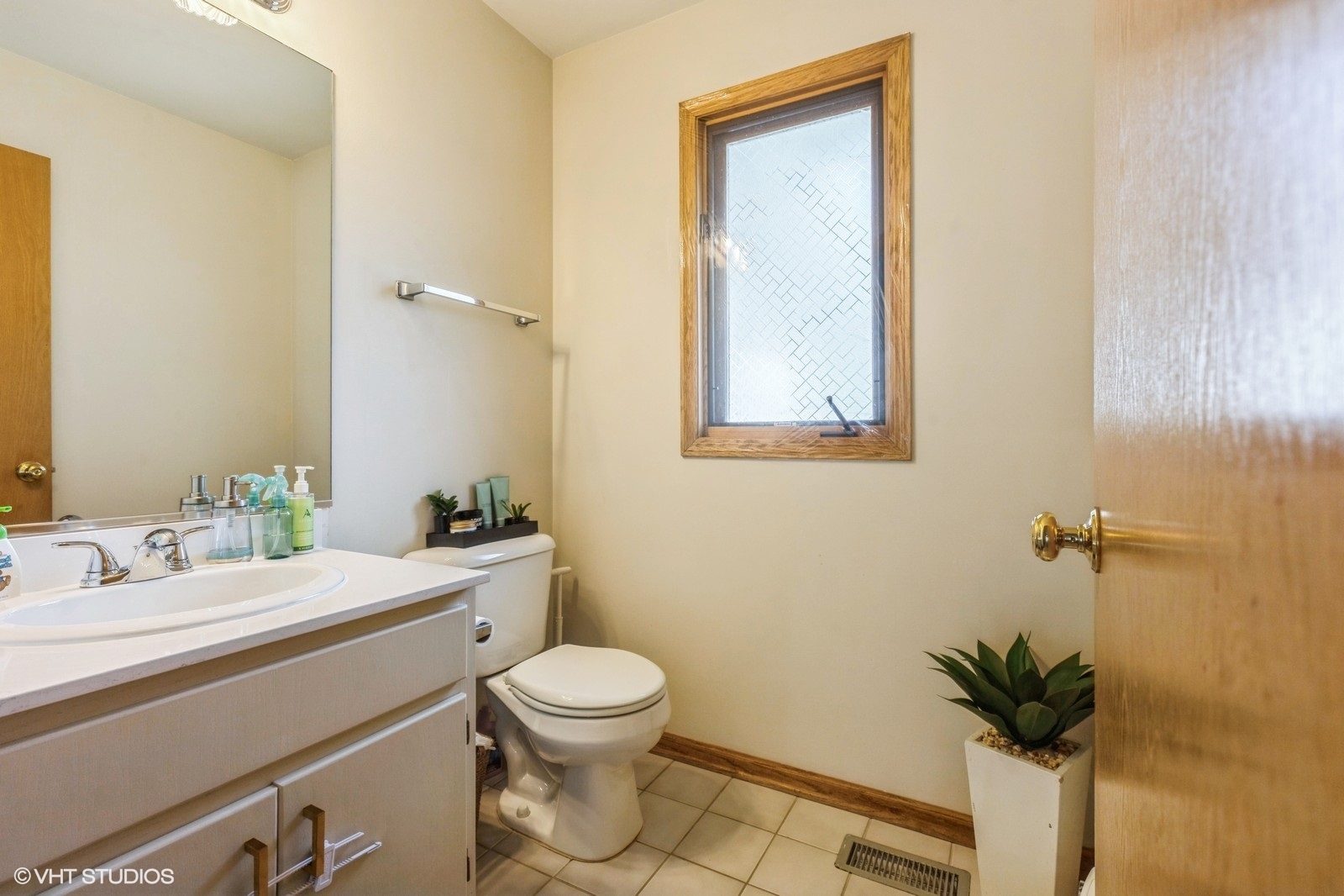 10401 Bloomfield Drive, Palos Park, IL 60464