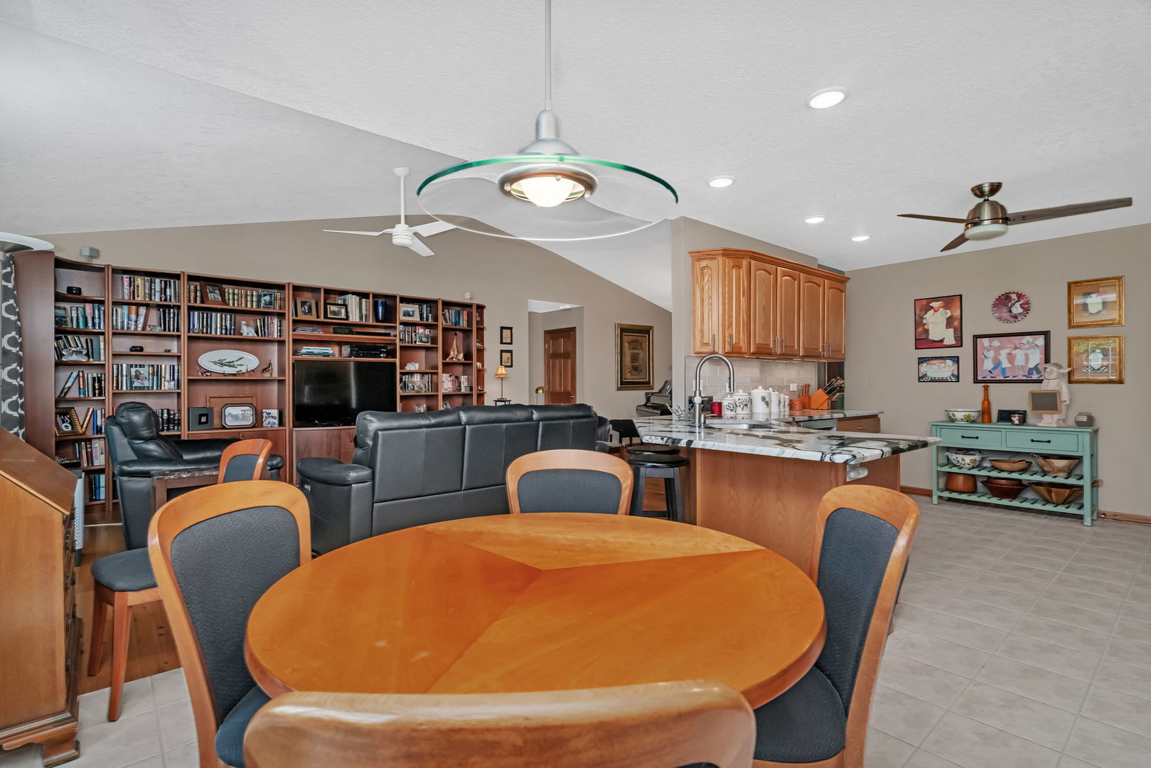 823 Oriole Drive #0, Peotone, IL 60468