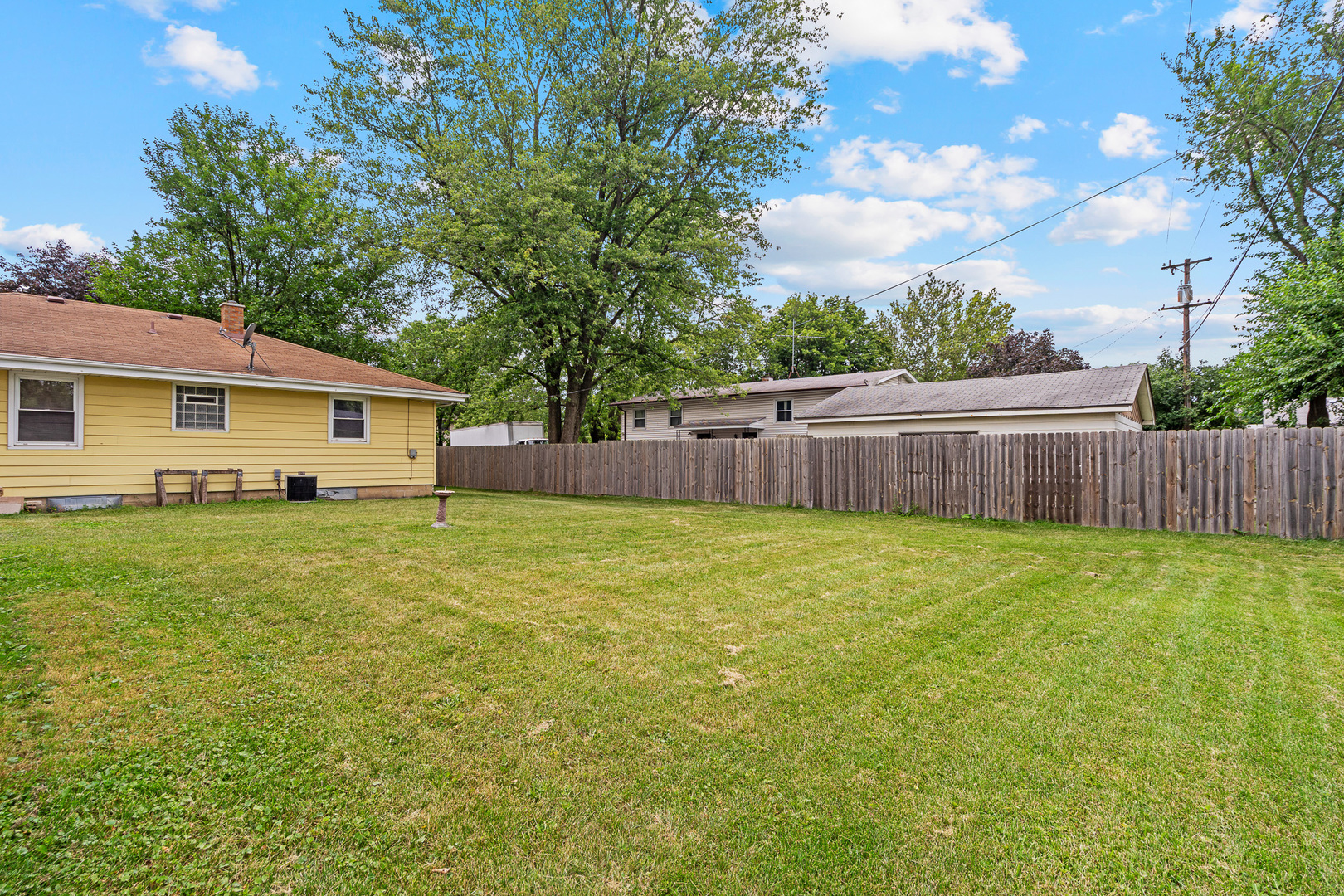 420 Siegmund Street, Joliet, IL 60433