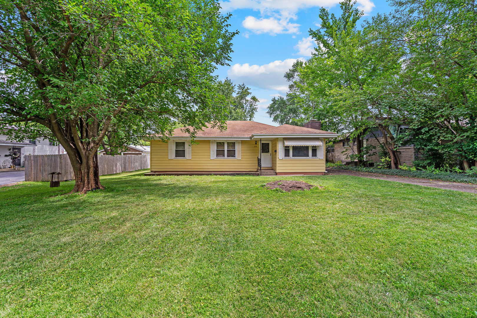 420 Siegmund Street, Joliet, IL 60433