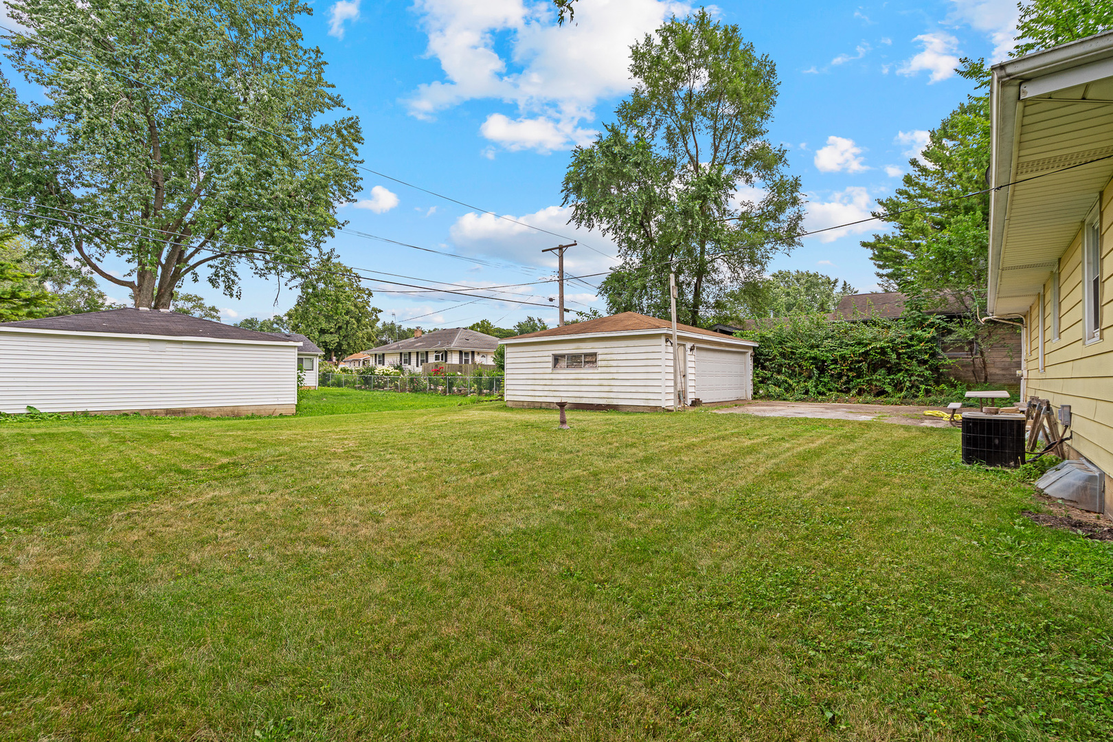 420 Siegmund Street, Joliet, IL 60433
