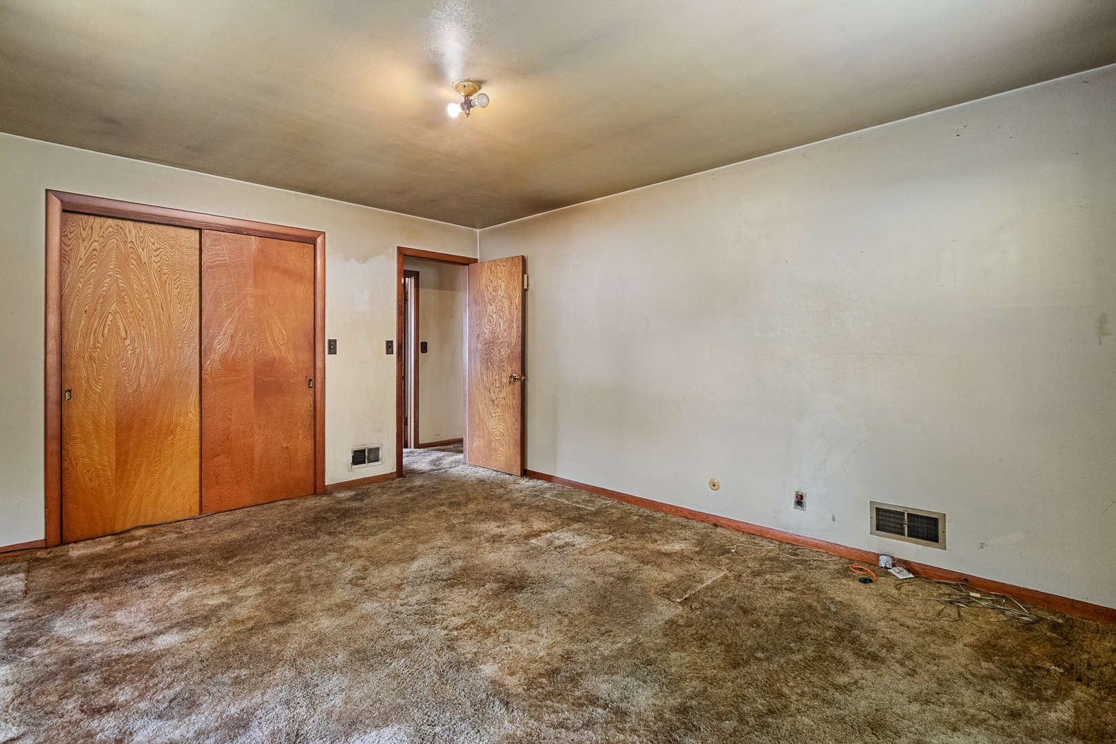 420 Siegmund Street, Joliet, IL 60433