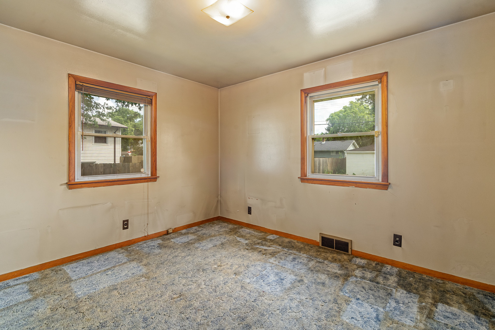 420 Siegmund Street, Joliet, IL 60433