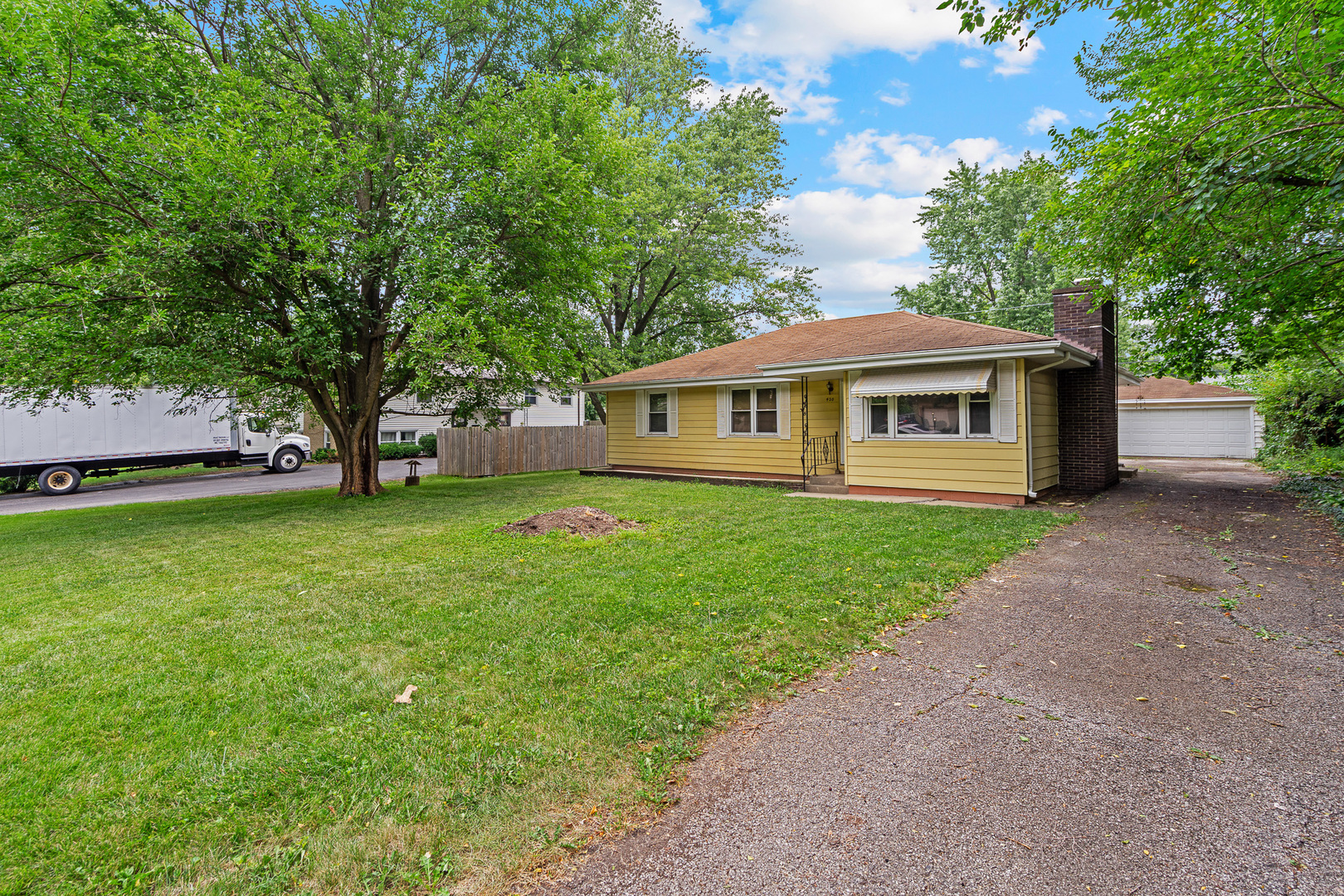 420 Siegmund Street, Joliet, IL 60433