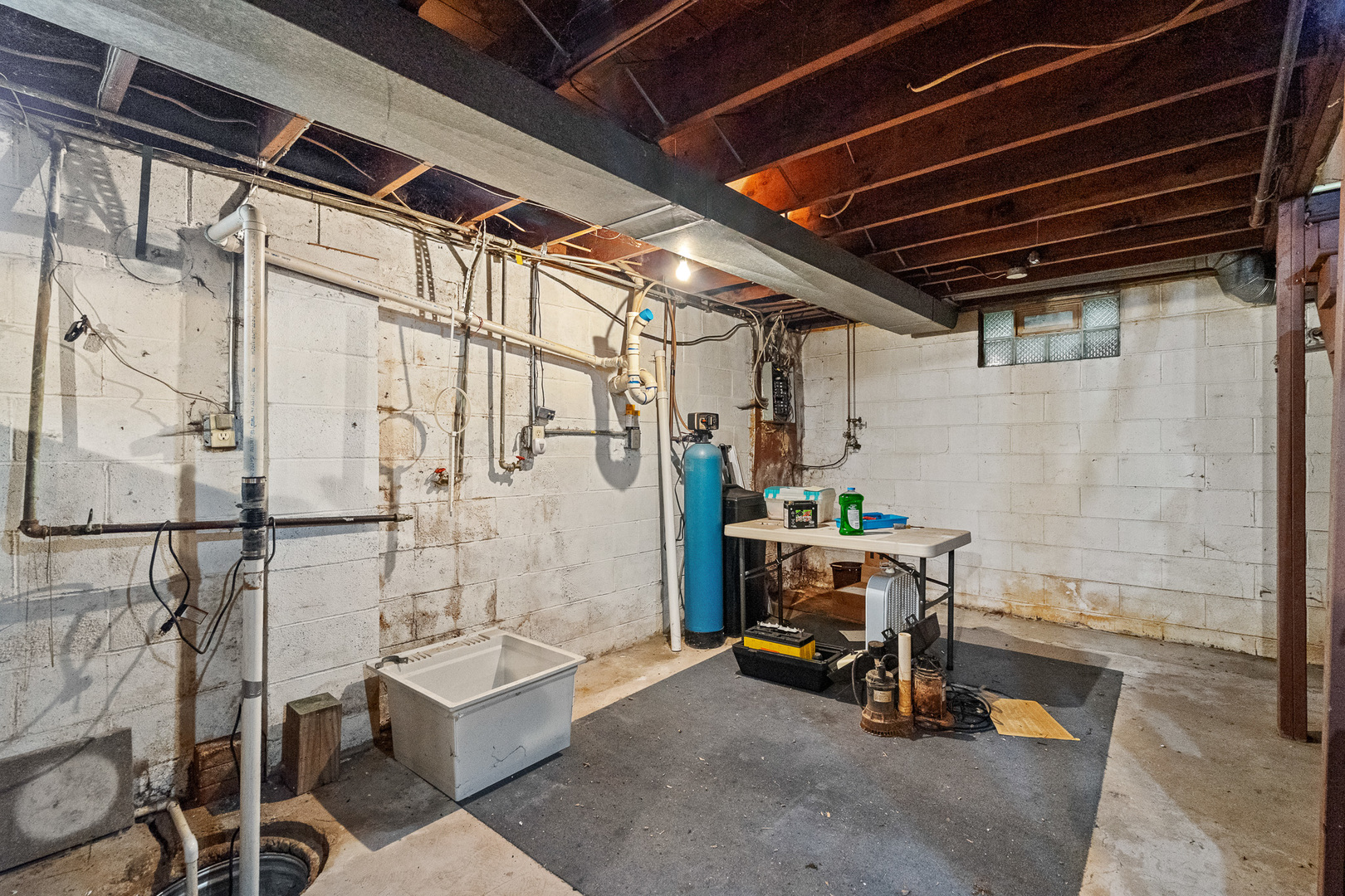 420 Siegmund Street, Joliet, IL 60433