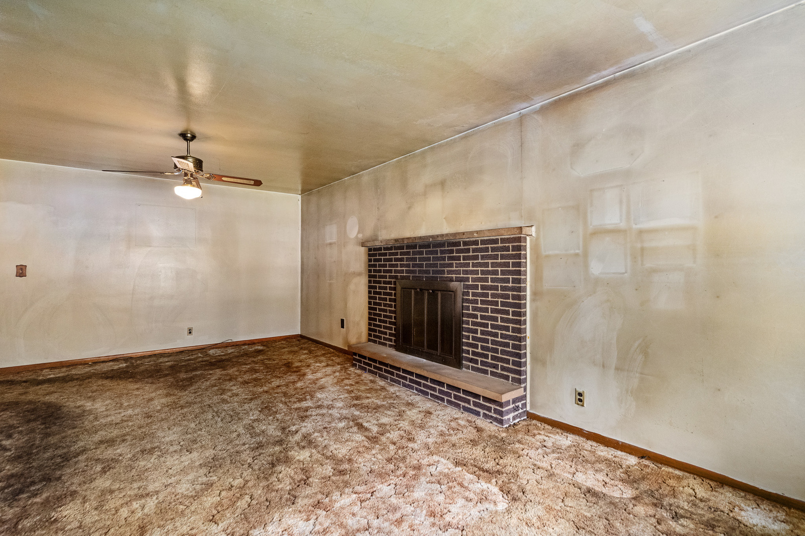 420 Siegmund Street, Joliet, IL 60433