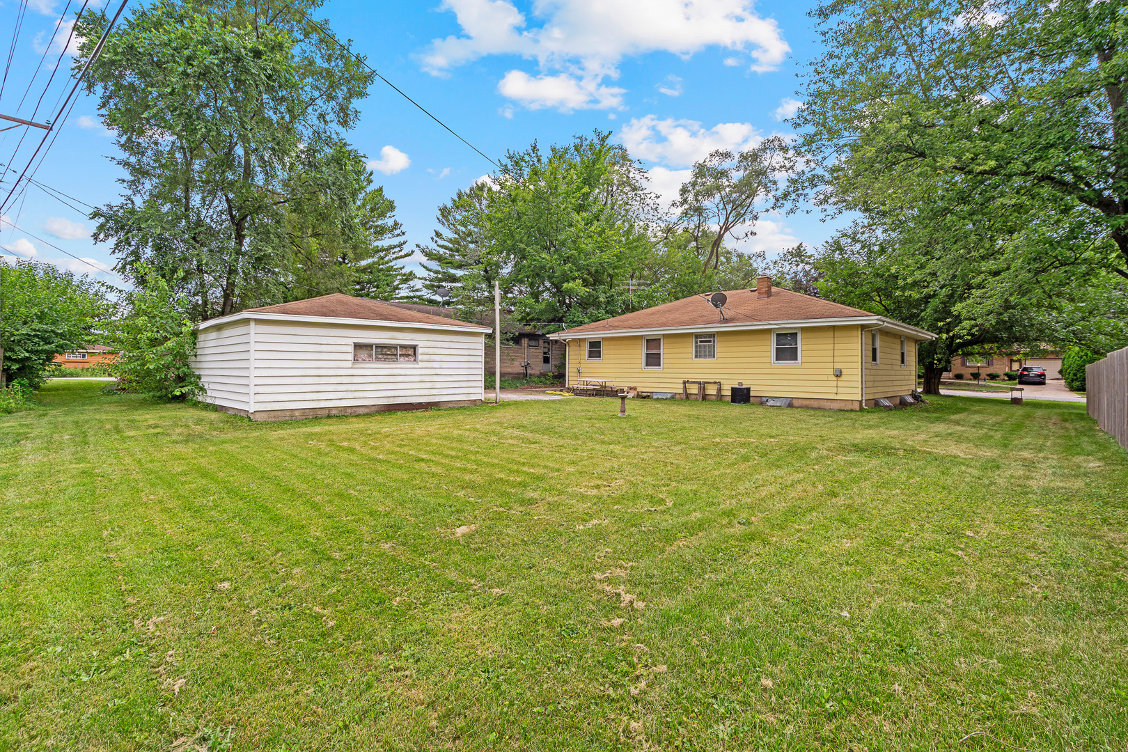 420 Siegmund Street, Joliet, IL 60433