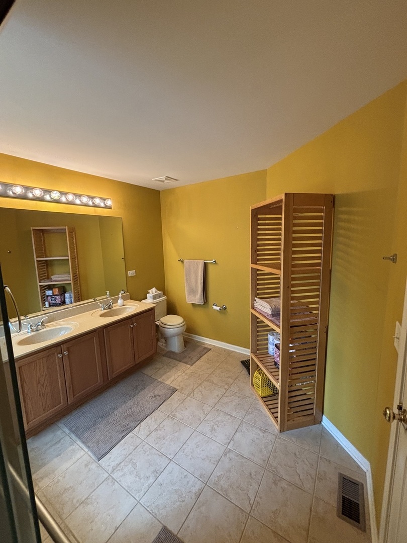 410 Brookhaven Trail, Pingree Grove, IL 60140