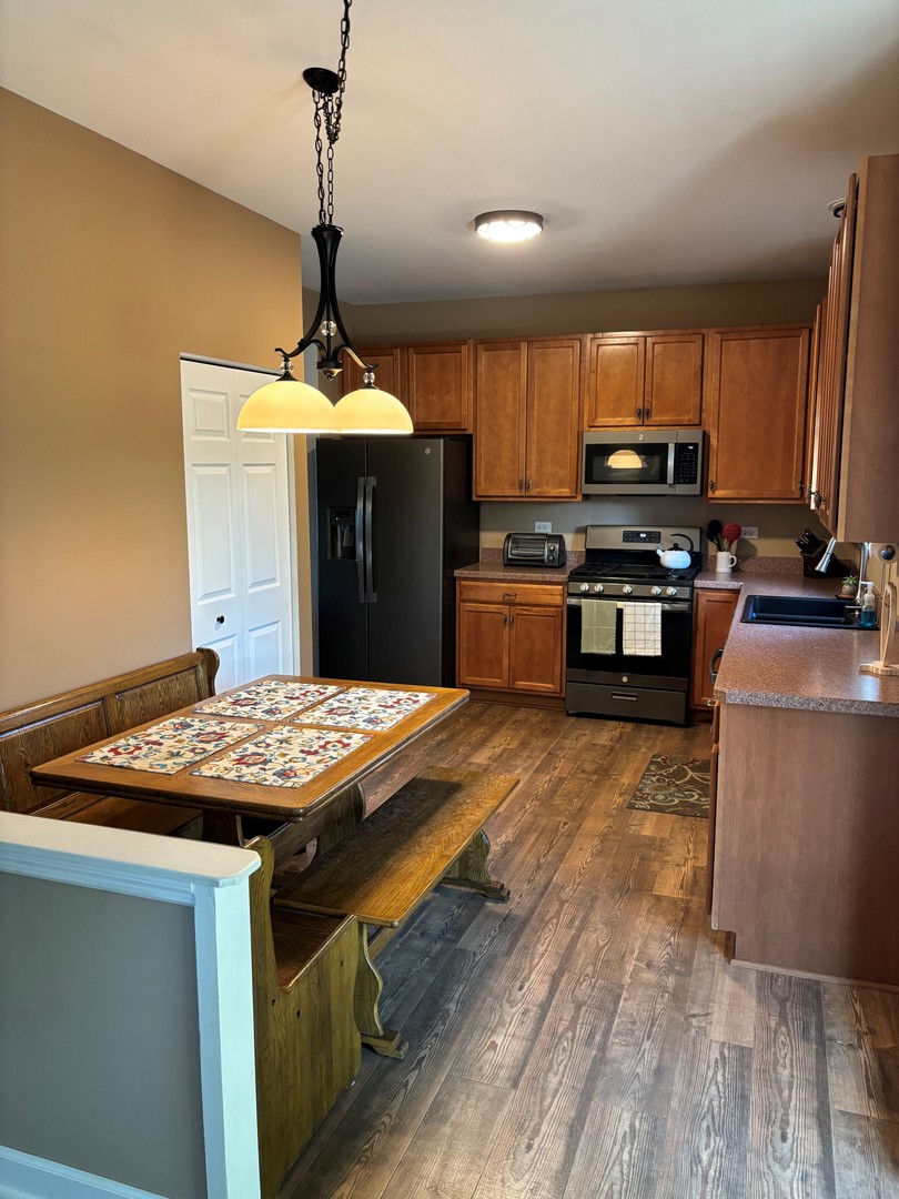 410 Brookhaven Trail, Pingree Grove, IL 60140