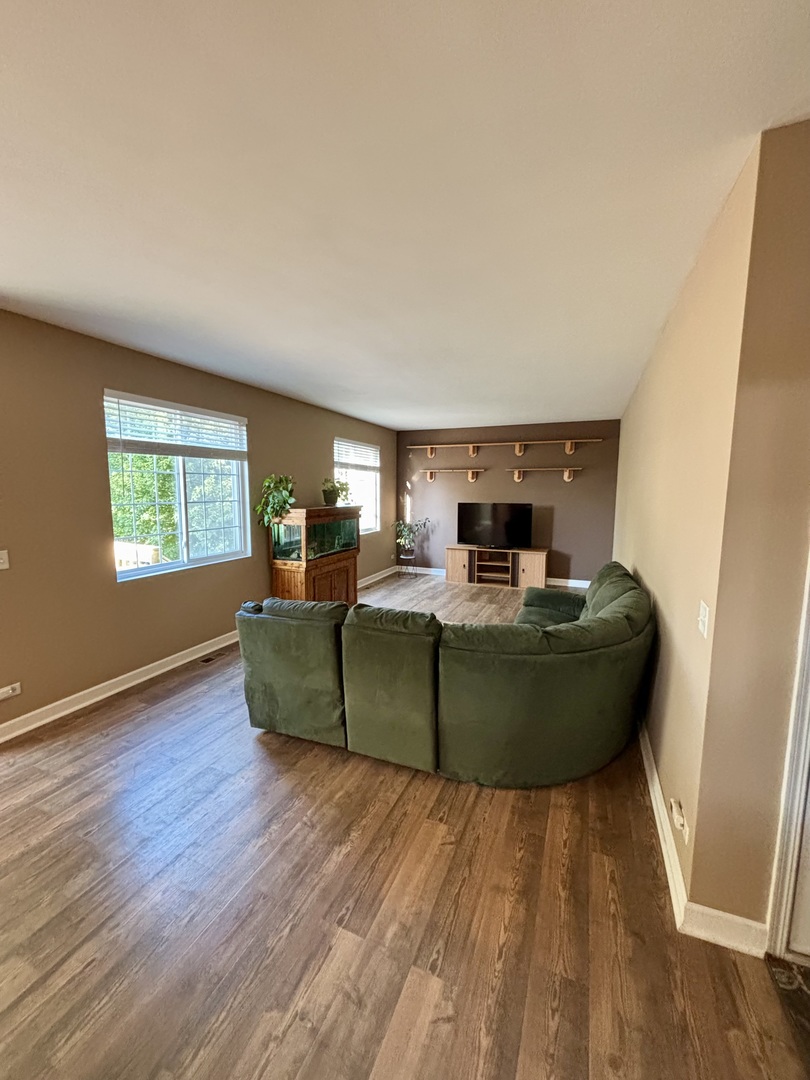 410 Brookhaven Trail, Pingree Grove, IL 60140