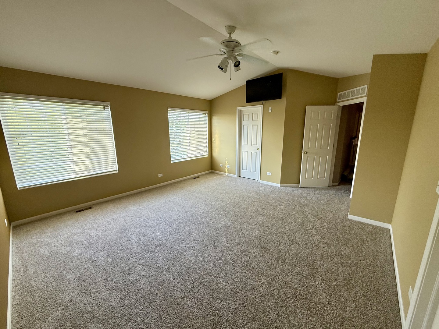 410 Brookhaven Trail, Pingree Grove, IL 60140