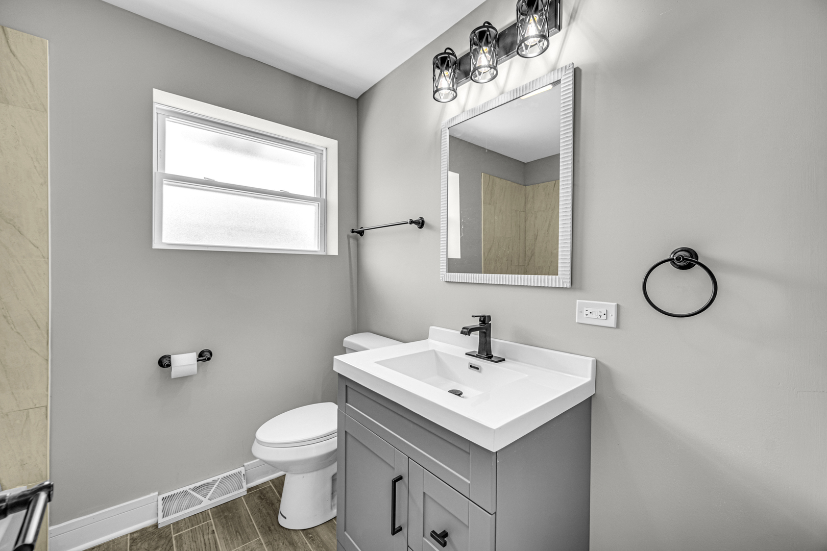 7604 S Oconto Avenue, Bridgeview, IL 60455