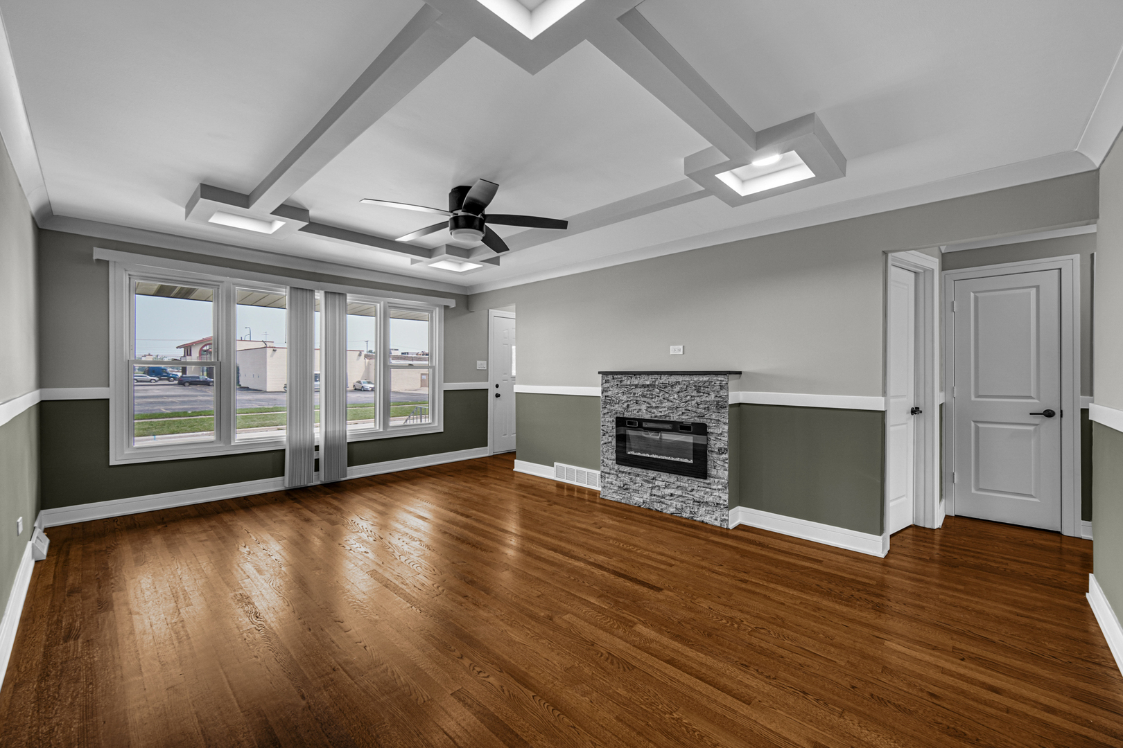 7604 S Oconto Avenue, Bridgeview, IL 60455