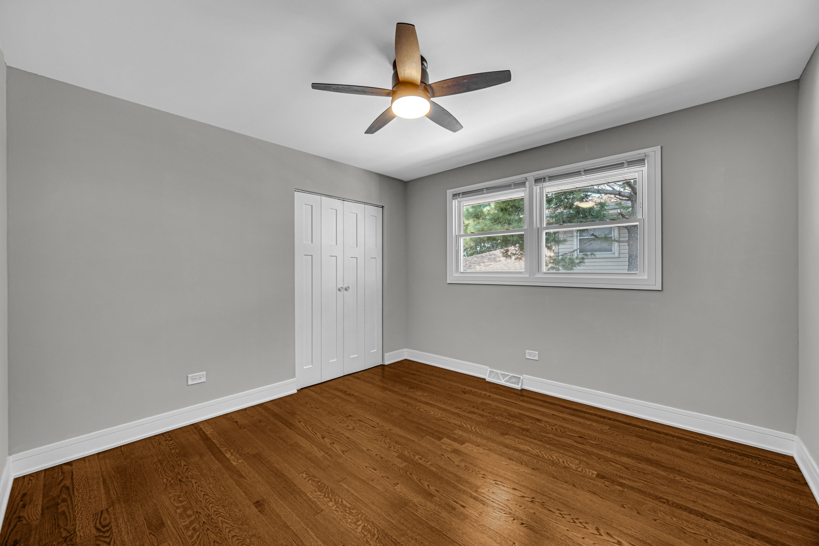 7604 S Oconto Avenue, Bridgeview, IL 60455