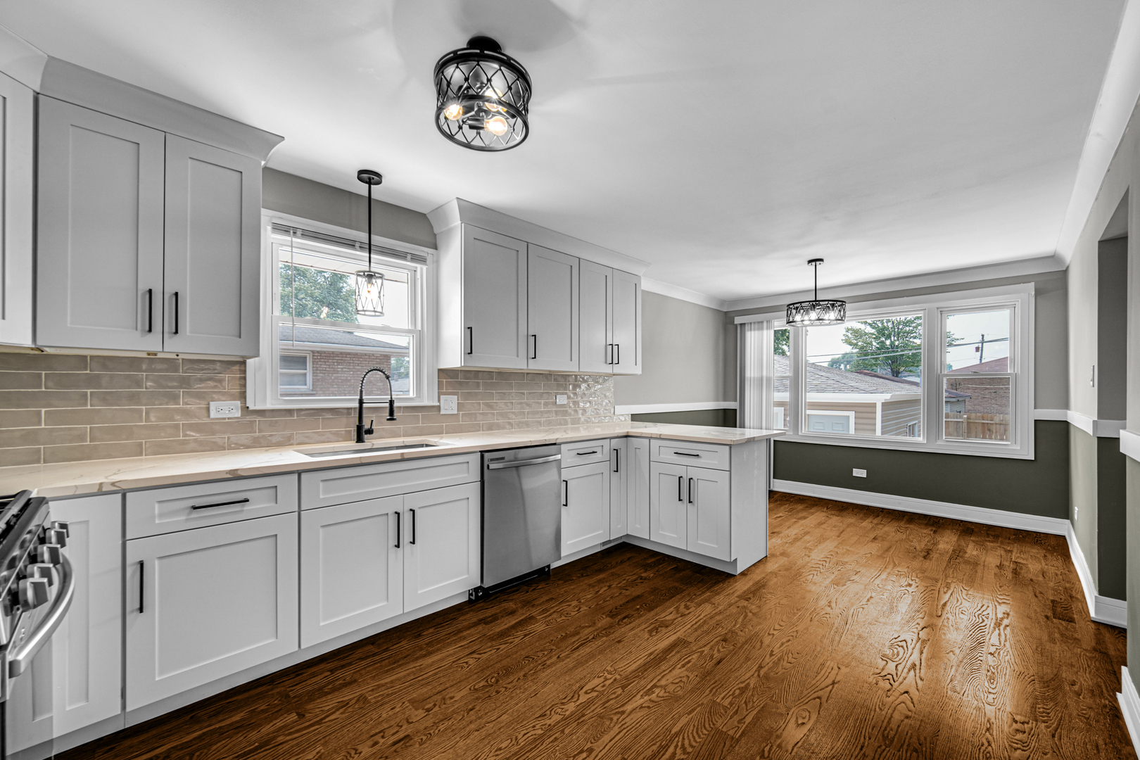 7604 S Oconto Avenue, Bridgeview, IL 60455