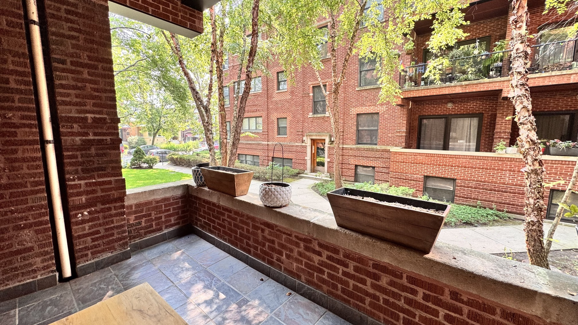 6620 N Ashland Avenue #1, Chicago, IL 60626